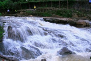 Thác Cam Ly vang bóng một thời nay còn đâu!!!