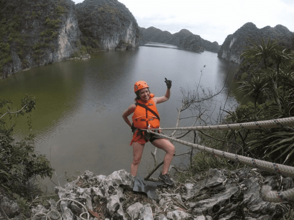 Cat Ba canyoning