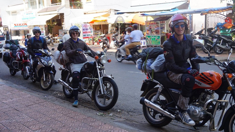 1 day motorbike tour to Mui Ne - memorable experience.